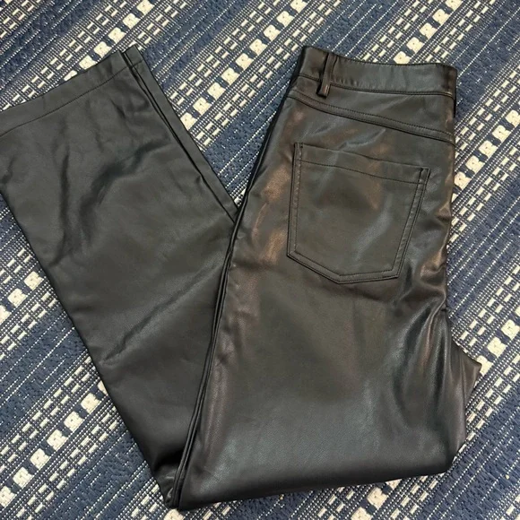 7 For All Mankind Women's Black Pleather Pants - Picture 2 of 5
